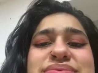 Live webcam model kiraraboo on Soda Cams