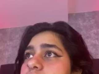 Live webcam model kiraraboo on Soda Cams