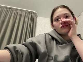 monetrouleau live cam profile