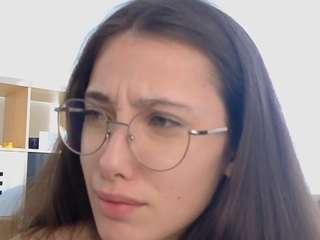 rhodamittchell, female webcam model,  years old, on live webcam