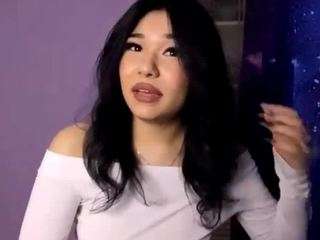 Live webcam model sheilasheward on Soda Cams