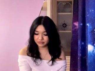 Live webcam model sheilasheward on Soda Cams