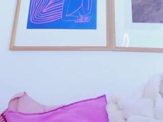 alana-rosse-s's CamSoda show and profile
