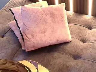 brunette-candy webcam