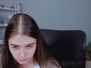 molly-hollow Live Webcam on CamSoda