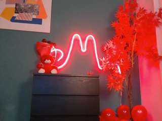 moonshard1's CamSoda show and profile