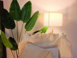 scarlet15 Smal live webcam