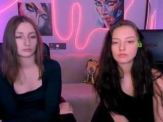 Live webcam model syrena-fly on Soda Cams