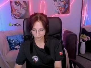 Live webcam model syrena-fly on Soda Cams