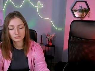 Live webcam model syrena-fly on Soda Cams