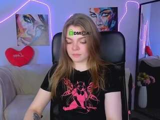 Live webcam model syrena-fly on Soda Cams