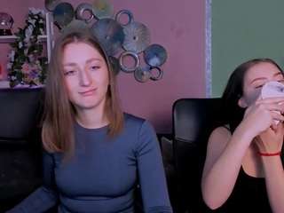 Live webcam model syrena-fly on Soda Cams