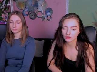 Live webcam model syrena-fly on Soda Cams