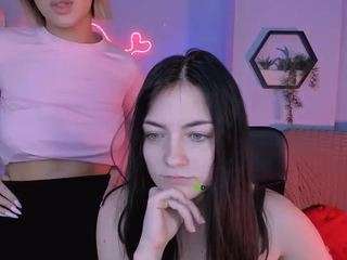 Live webcam model syrena-fly on Soda Cams