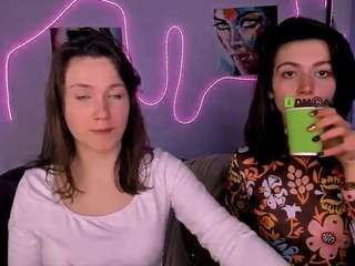 Live webcam model syrena-fly on Soda Cams