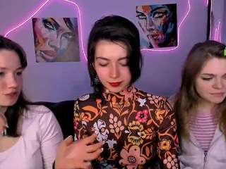 Live webcam model syrena-fly on Soda Cams