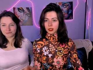 Live webcam model syrena-fly on Soda Cams