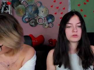 Live webcam model syrena-fly on Soda Cams