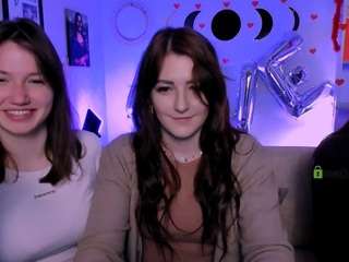 Live webcam model syrena-fly on Soda Cams