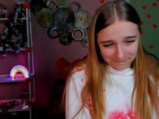 Live webcam model syrena-fly on Soda Cams