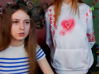 Live webcam model syrena-fly on Soda Cams