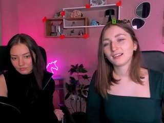 syrena-fly from CamSoda