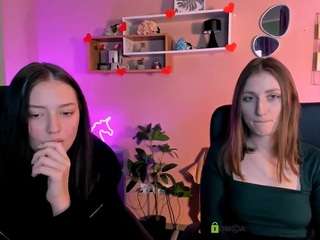 syrena-fly from CamSoda