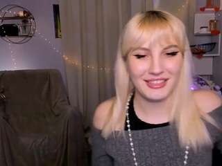 syrena-fly Live Webcam on CamSoda