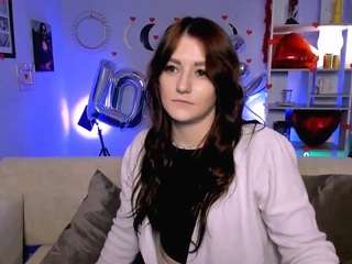 syrena-fly's CamSoda show and profile