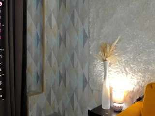 crispy-amber's CamSoda show and profile