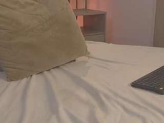 Live webcam model emabrooks on Soda Cams