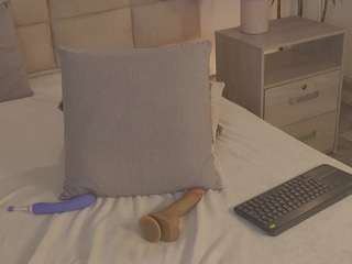 Live webcam model emabrooks on Soda Cams