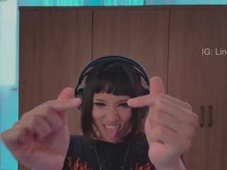 Ce modèle est en direct maintenant. lingwii11