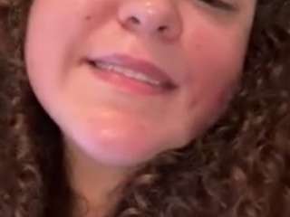 Live webcam model sweetxcheekz on Soda Cams