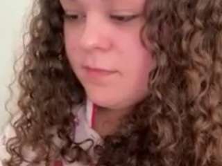 Live webcam model sweetxcheekz on Soda Cams