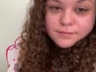 Live webcam model sweetxcheekz on Soda Cams