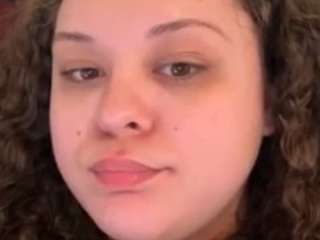 Live webcam model sweetxcheekz on Soda Cams