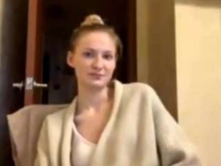 aishawollmuth webcam