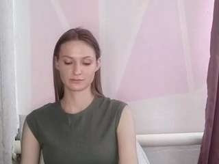 aishawollmuth's CamSoda show and profile