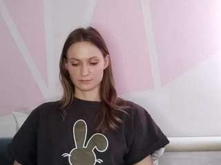 aishawollmuth's CamSoda show and profile