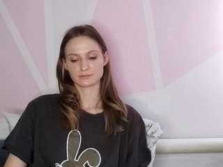 aishawollmuth's CamSoda show and profile