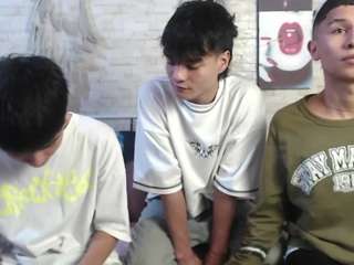 axelmilokairoDyerear