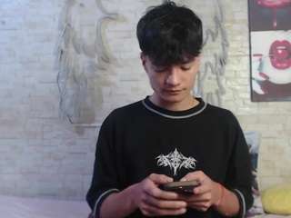 axelmilokairoDyerear