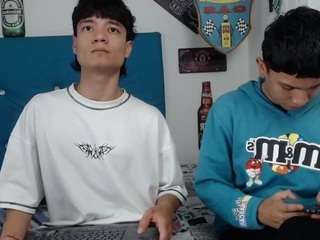 axelmilokairoDyerear