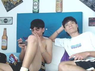 axelmilokairoDyerear