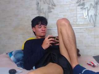 axelmilokairoDyerear