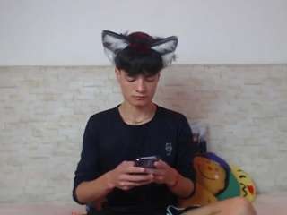 axelmilokairoDyerear