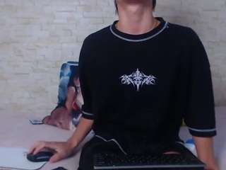 axelmilokairoDyerear