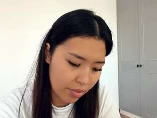 Live webcam model coraldockum on Soda Cams