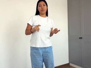 Live webcam model coraldockum on Soda Cams